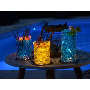 Interluxe LED Untersetzer 4er Set - GEOMETRY ABSTRACT - vier leuchtende Design Untersetzer als Deko für den Tisch oder die Bar