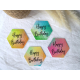 Interluxe LED Untersetzer HEXAGON 4er Set - Happy Birthday - vier leuchtende Design Untersetzer als Tischdeko, Geschenk für Freunde & Bekannte, Familie, Geburtstag, Party